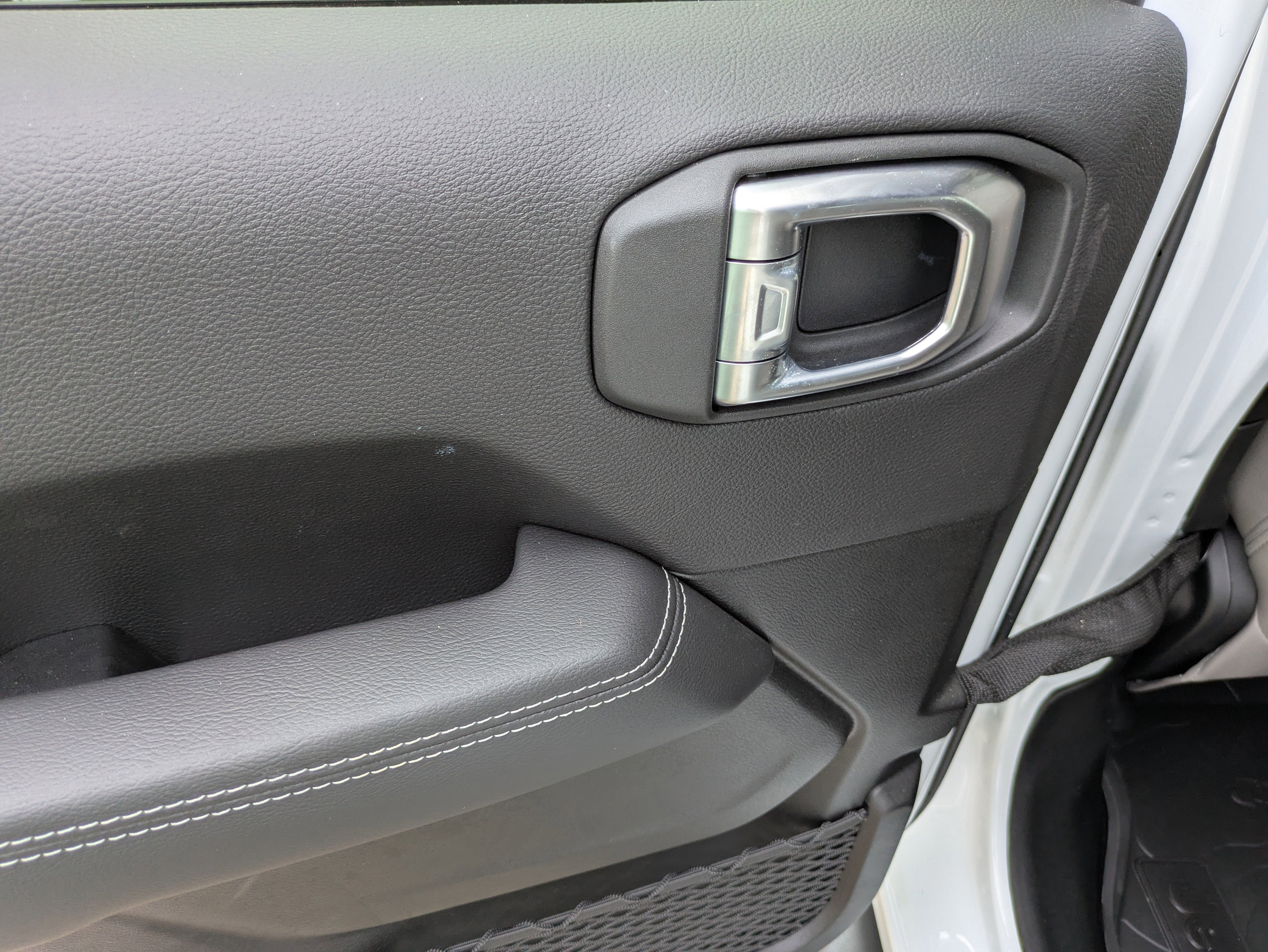 2023 Jeep Wrangler 4-Door Sahara 4x4