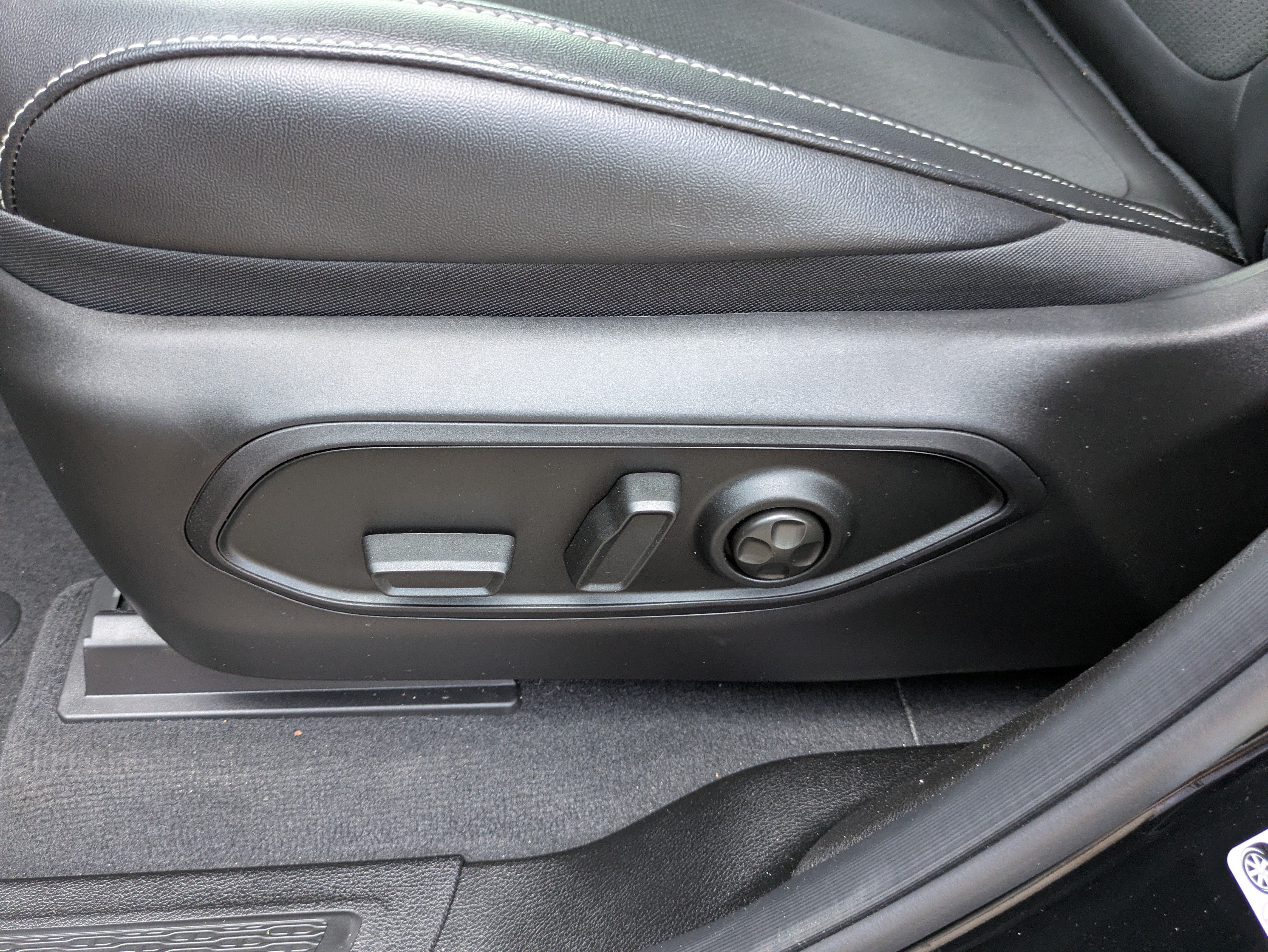 2025 Jeep Grand Cherokee Altitude X 4x4
