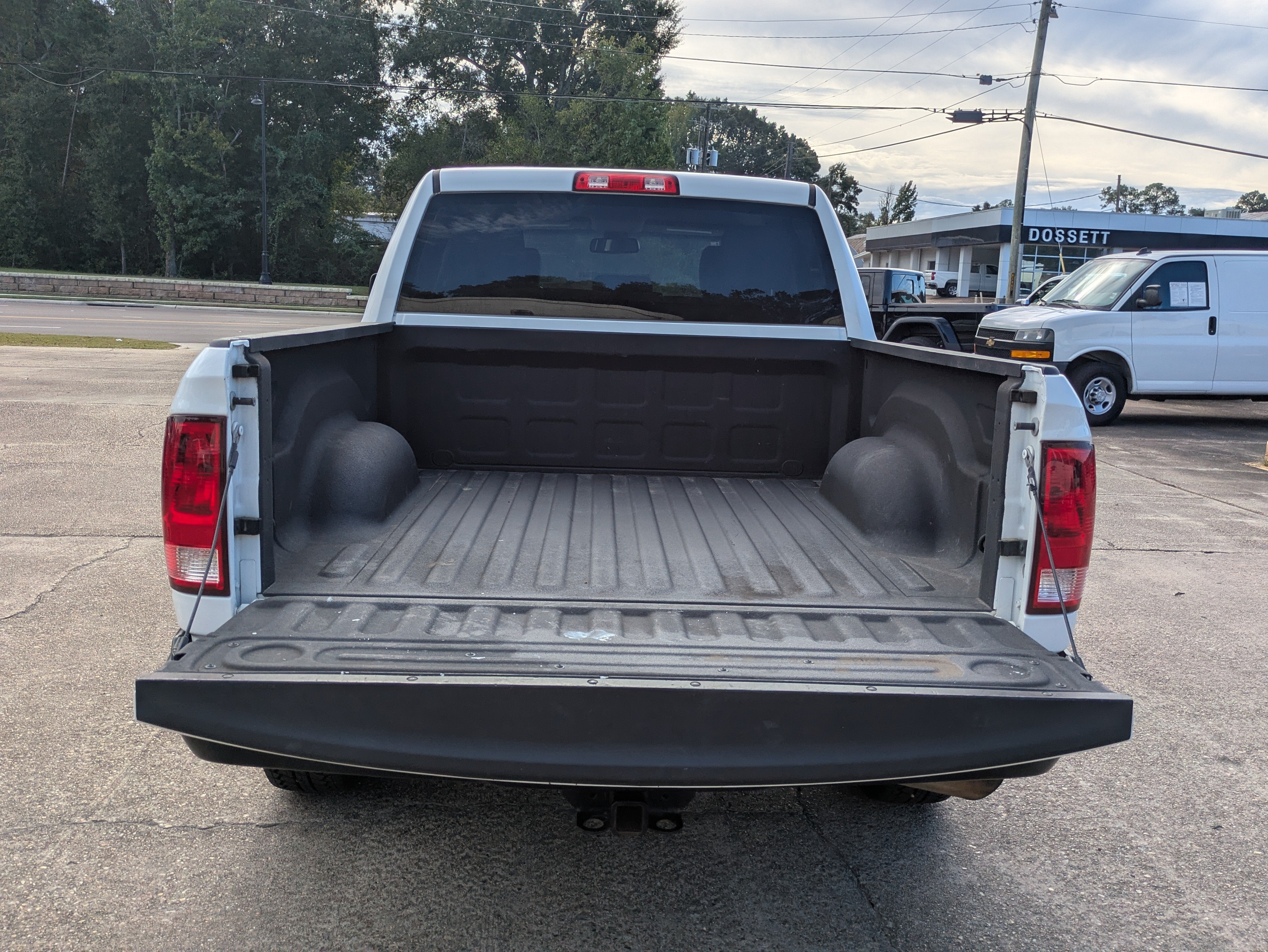 2019 RAM 1500 Classic Tradesman Crew Cab 4x2 5'7" Box