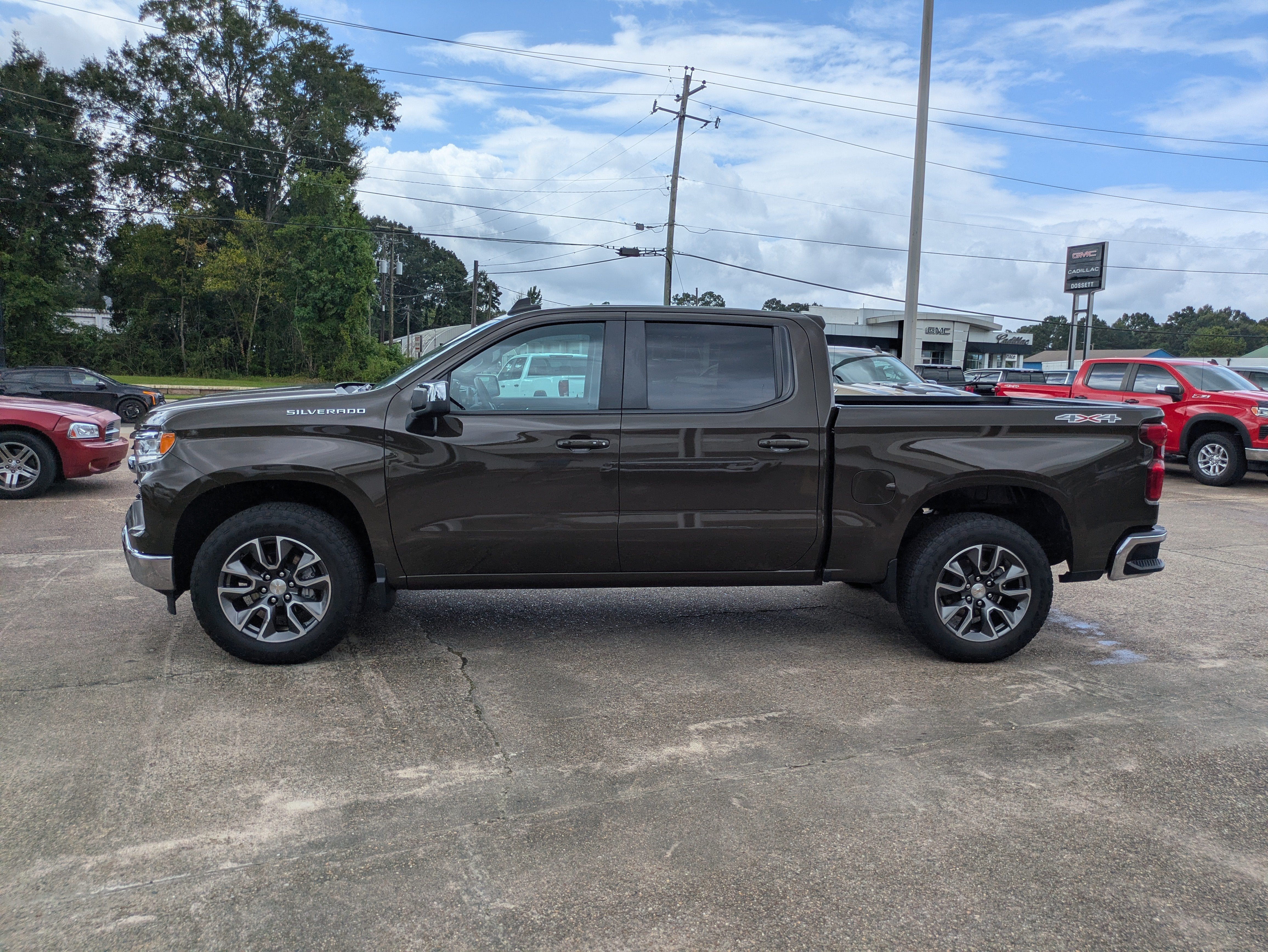 2023 Chevrolet Silverado 1500 LT (2FL)