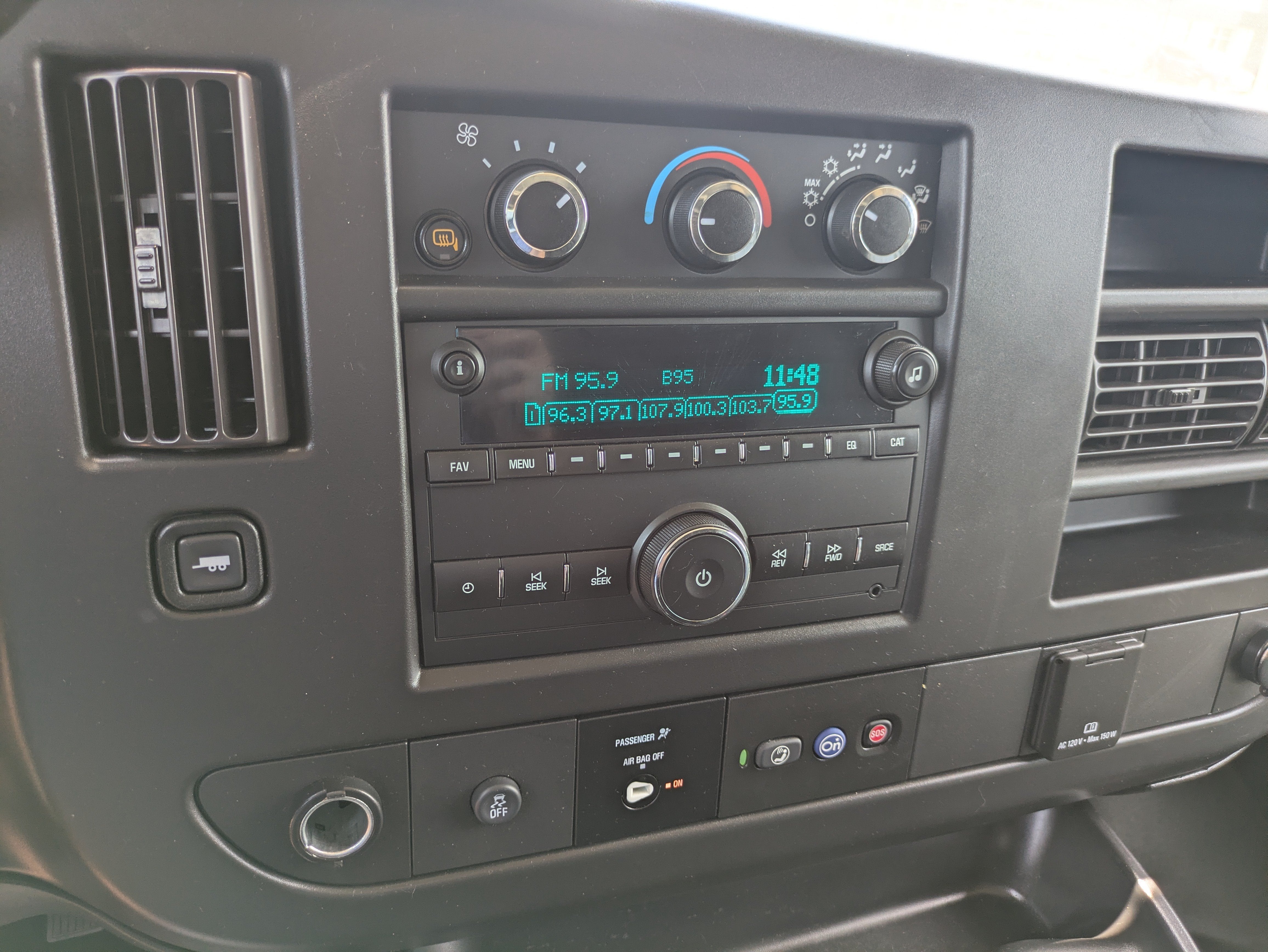 2023 Chevrolet Express Cargo 2500 WT