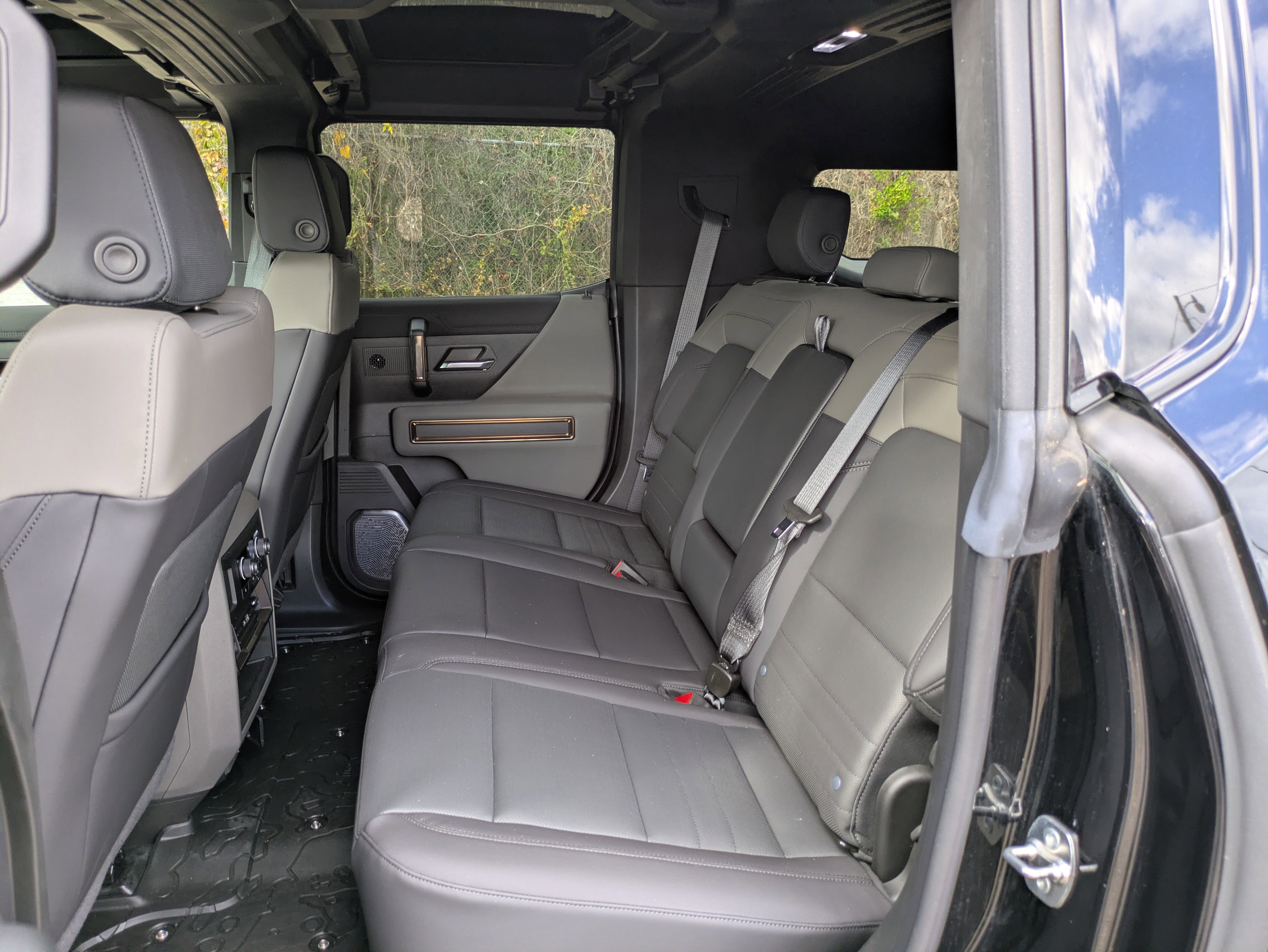 2024 GMC HUMMER EV SUV 3X