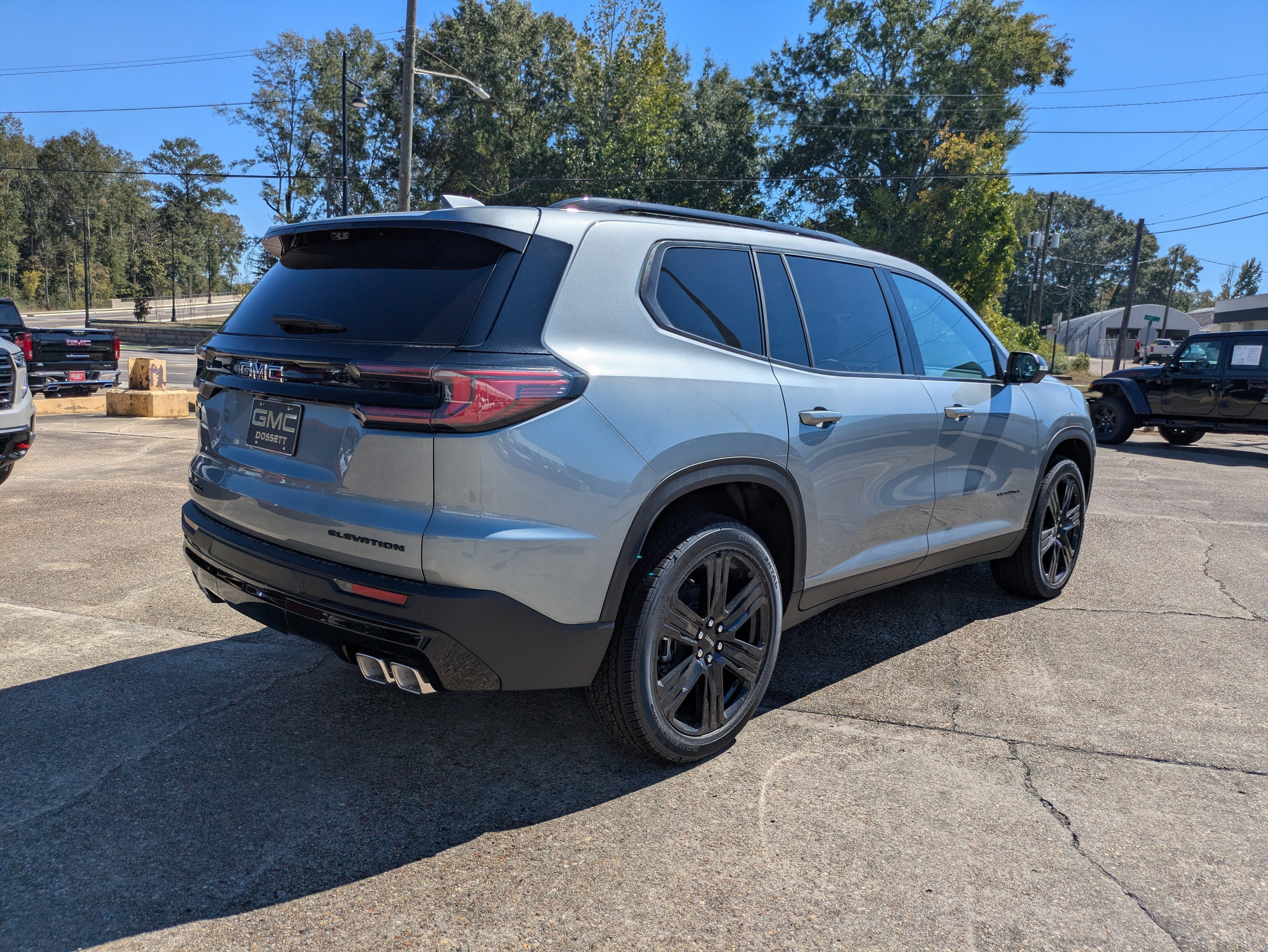 2026 GMC Acadia Elevation