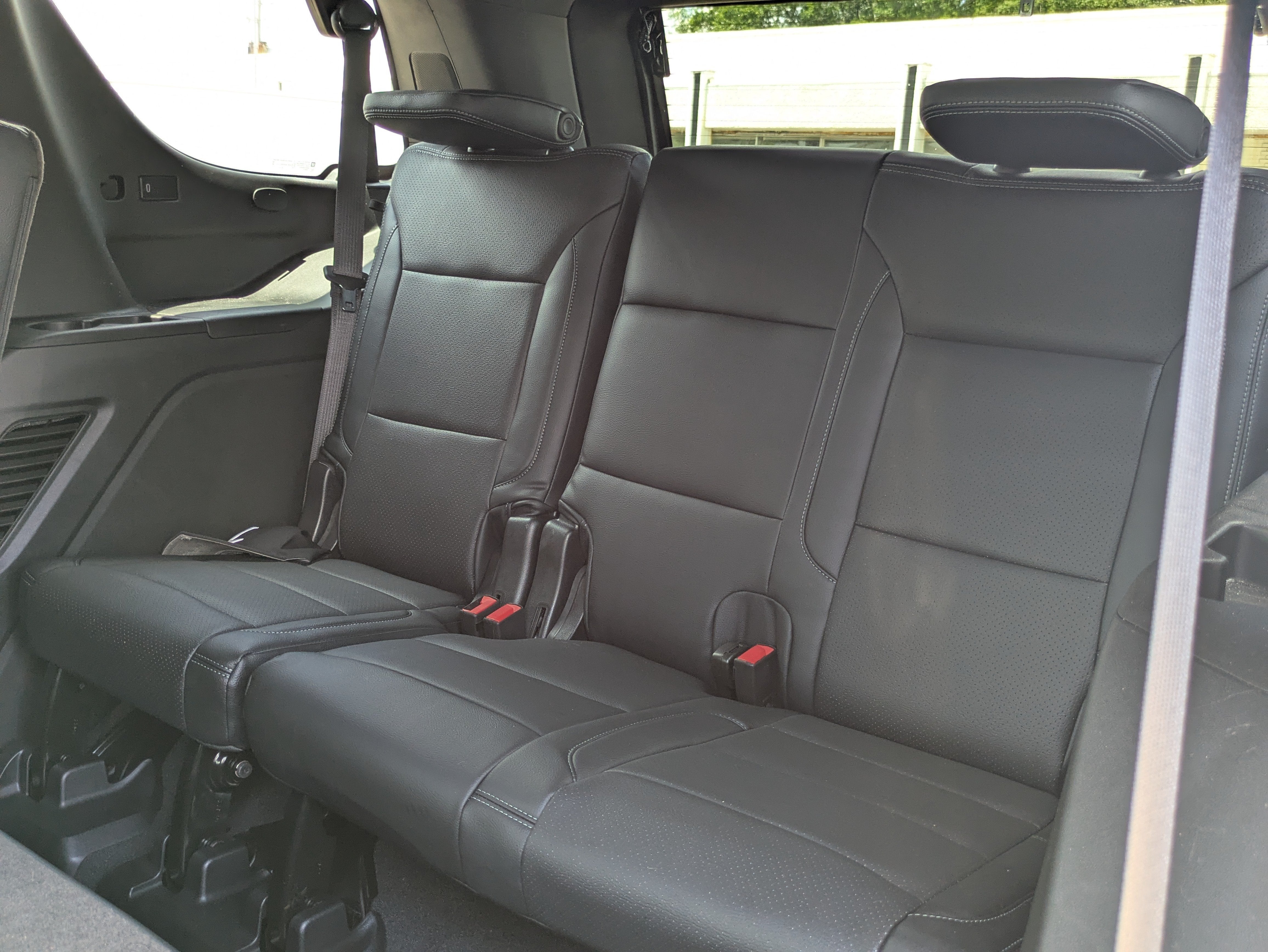 2023 GMC Yukon SLE