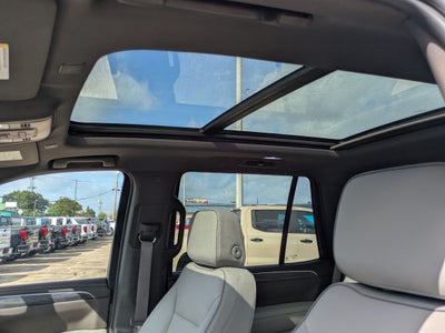 2023 GMC Yukon SLT
