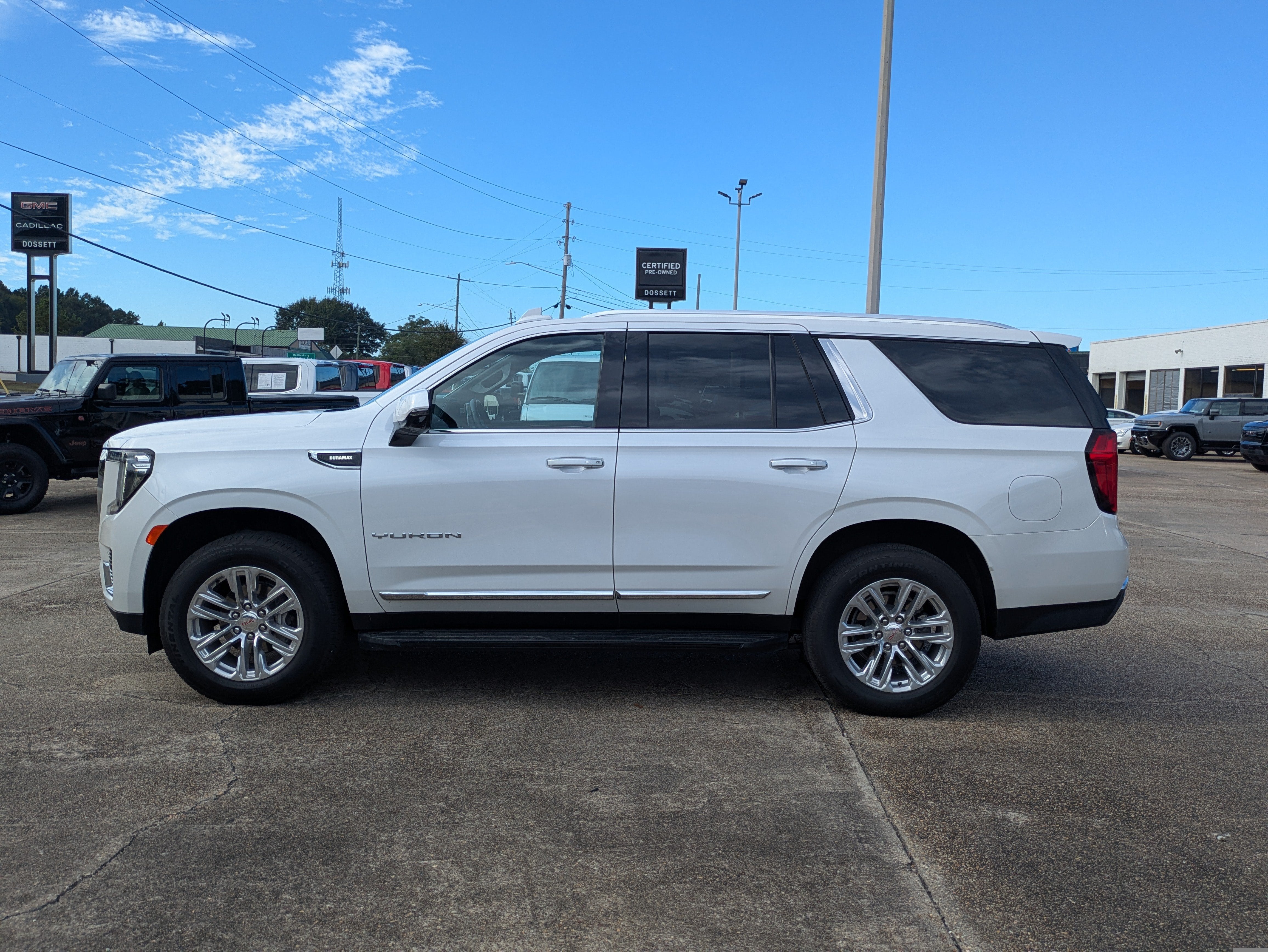 2024 GMC Yukon SLT