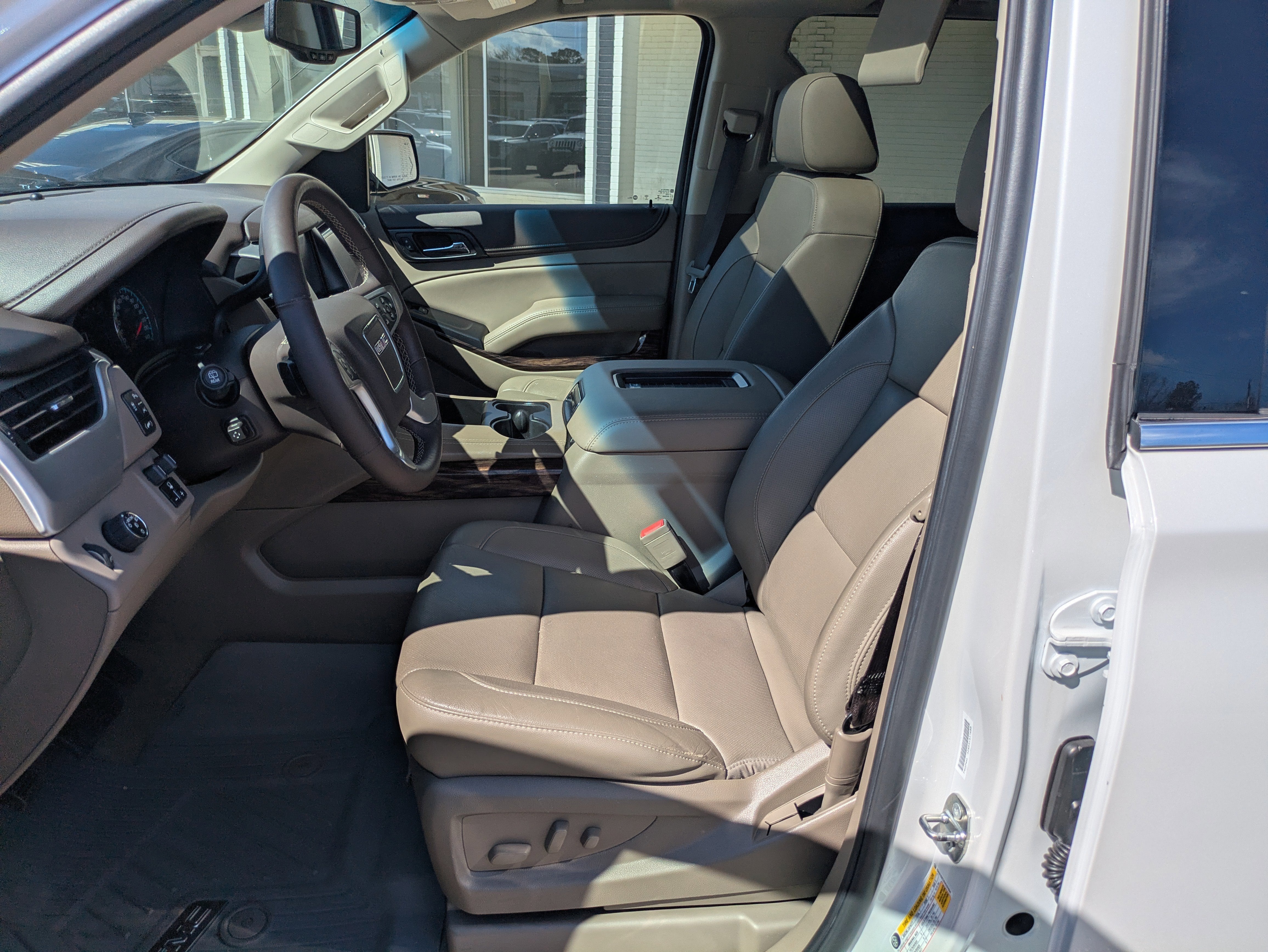 2017 GMC Yukon XL SLT