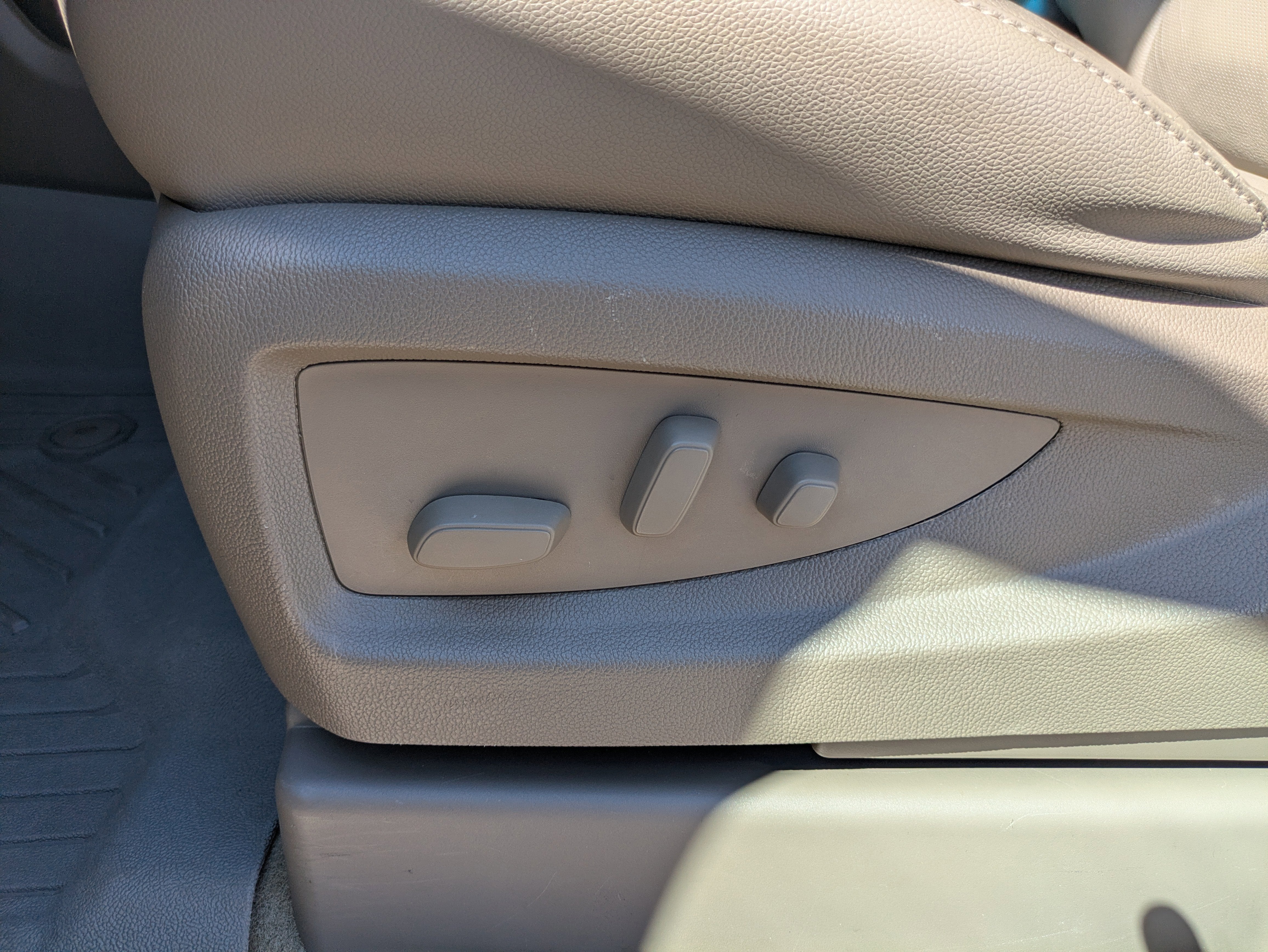 2017 GMC Yukon XL SLT