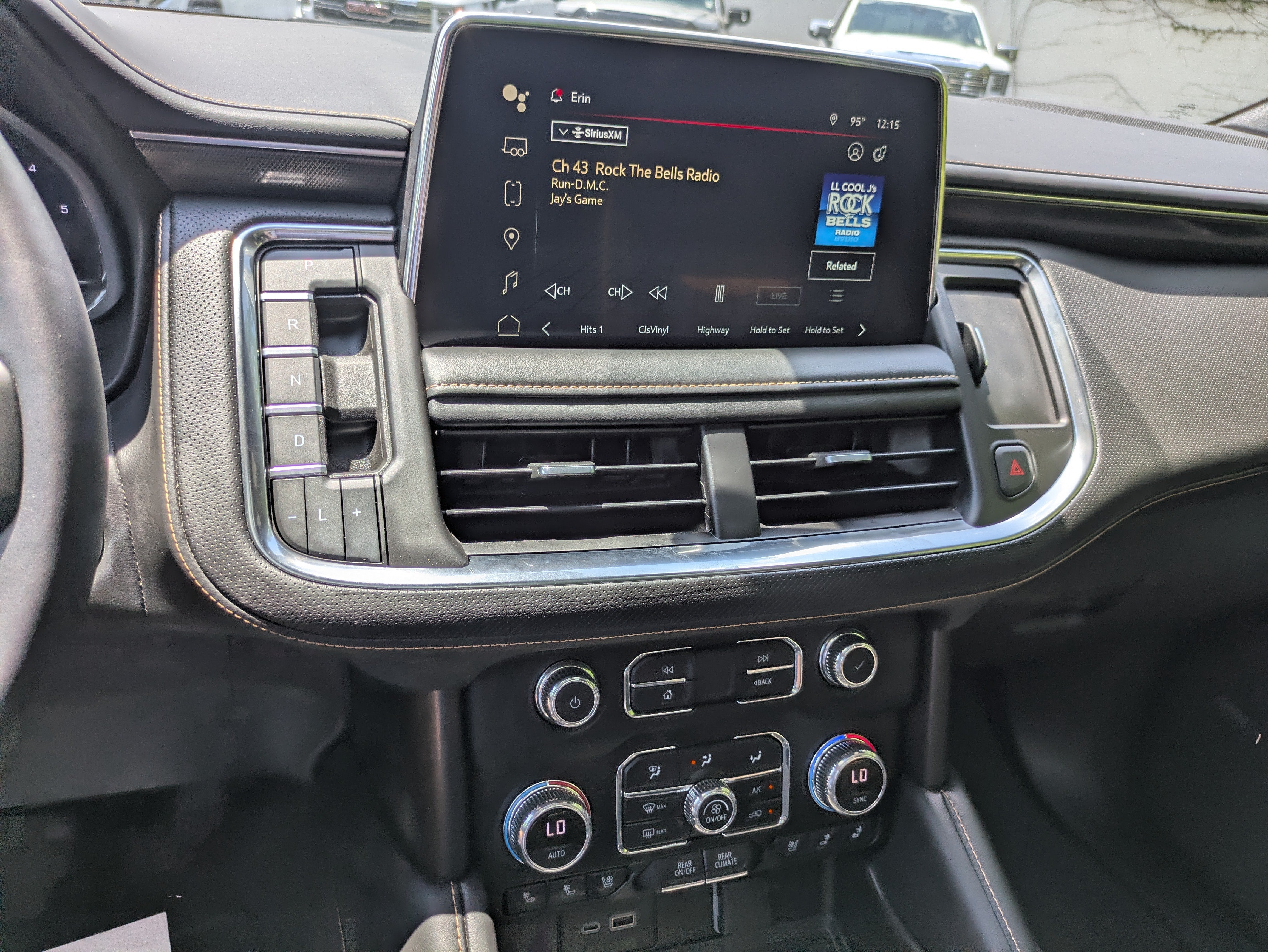 2022 GMC Yukon AT4