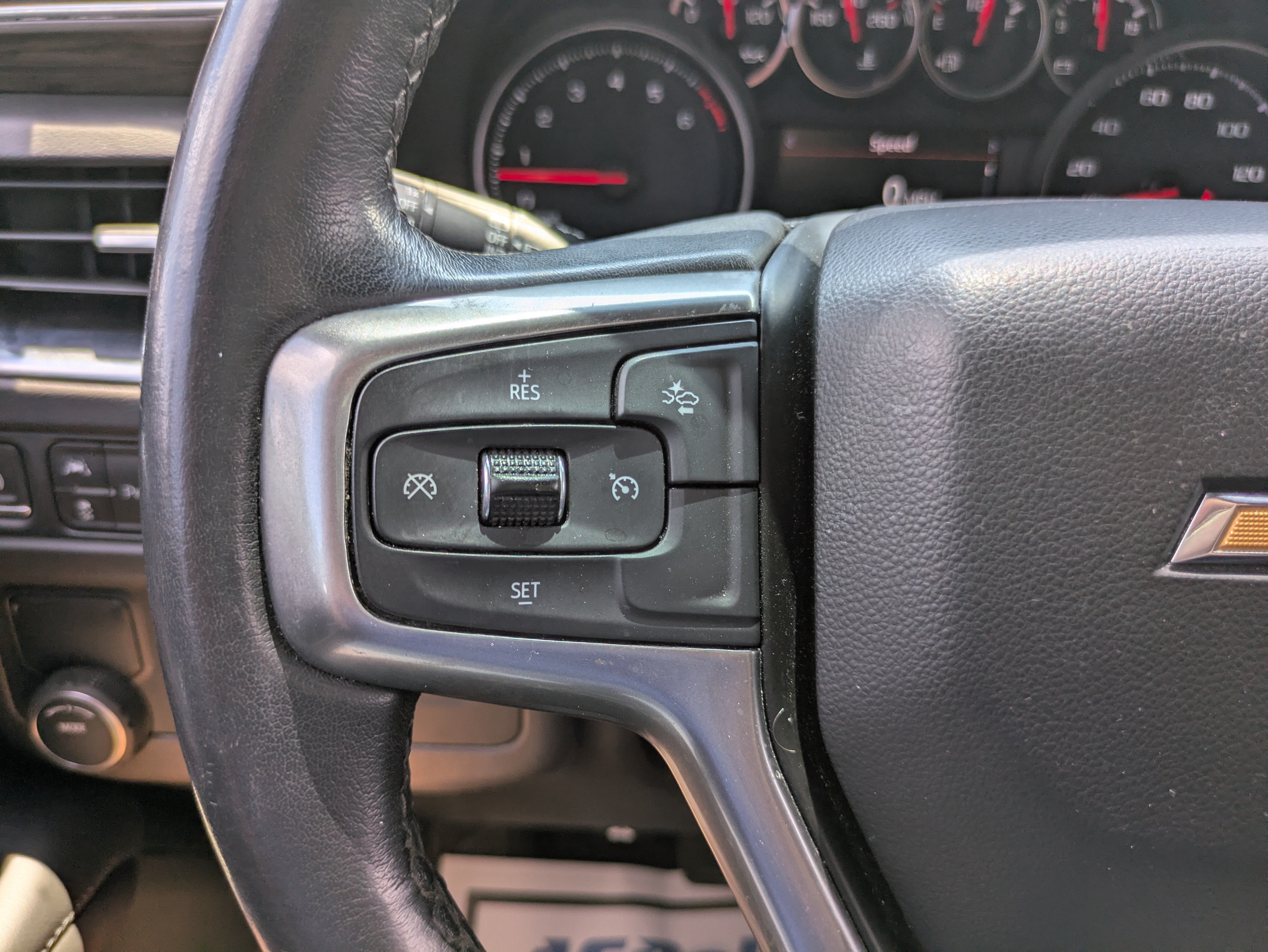 2022 Chevrolet Tahoe LS