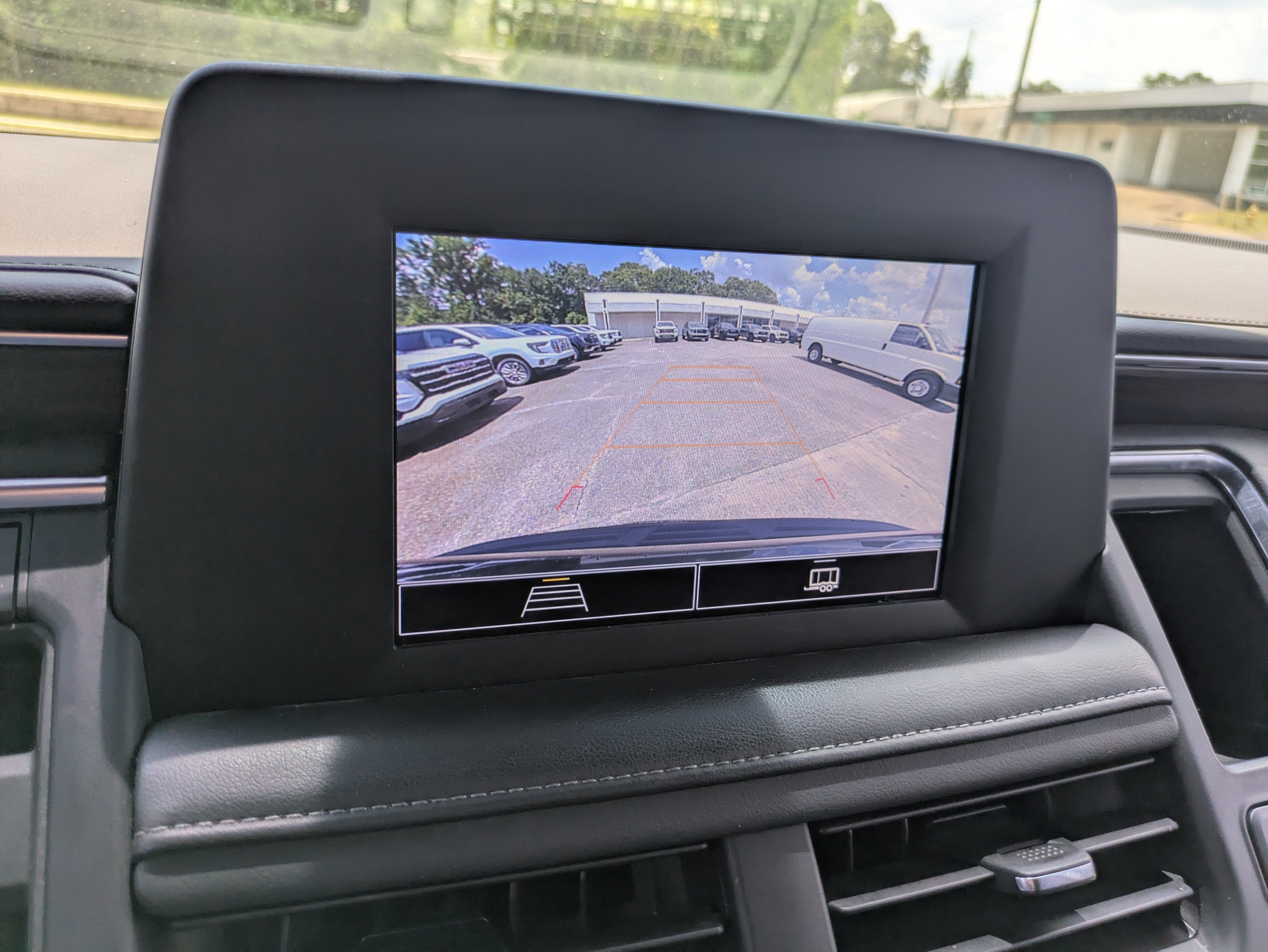 2022 Chevrolet Tahoe LS
