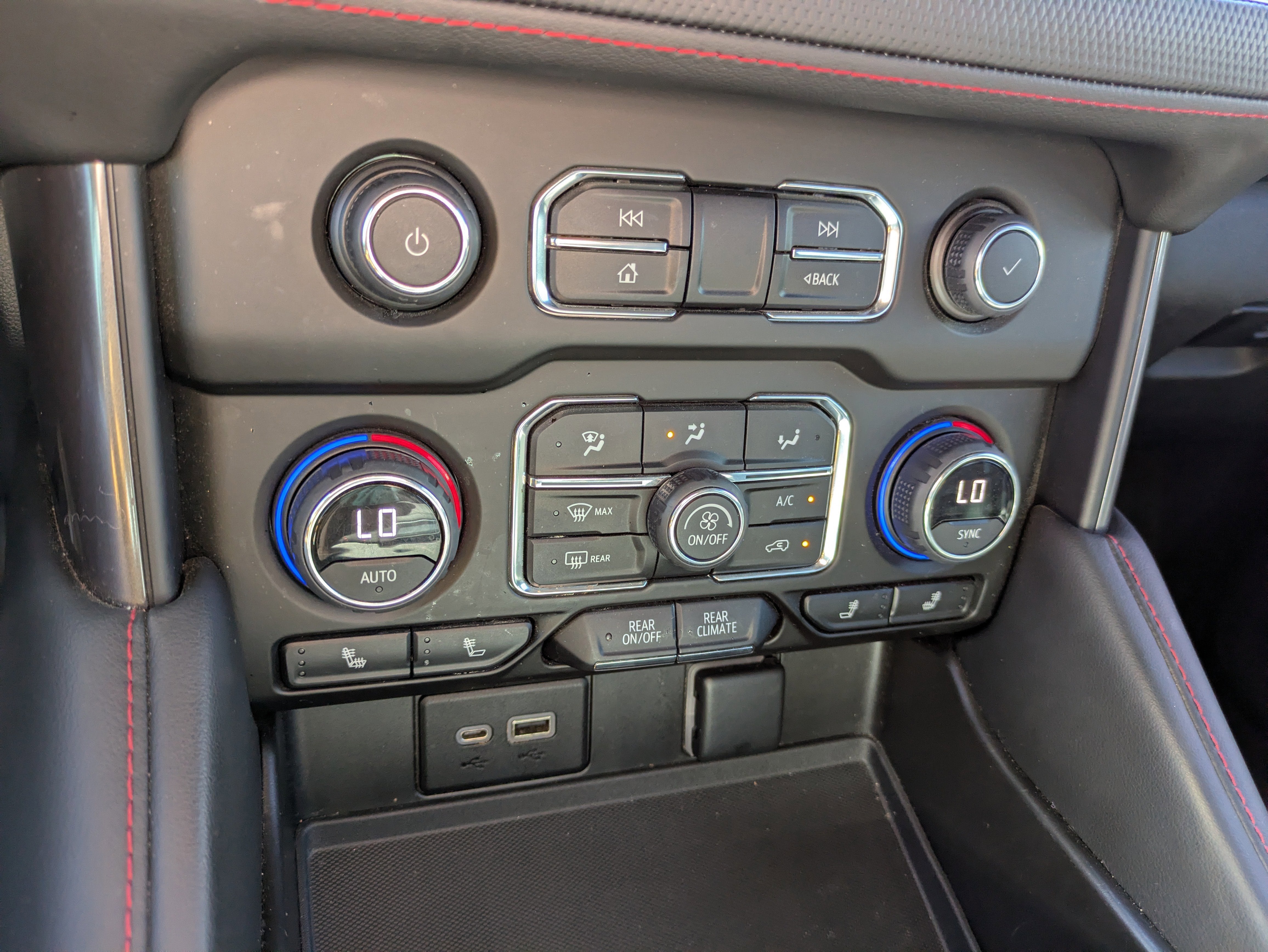 2023 Chevrolet Tahoe RST