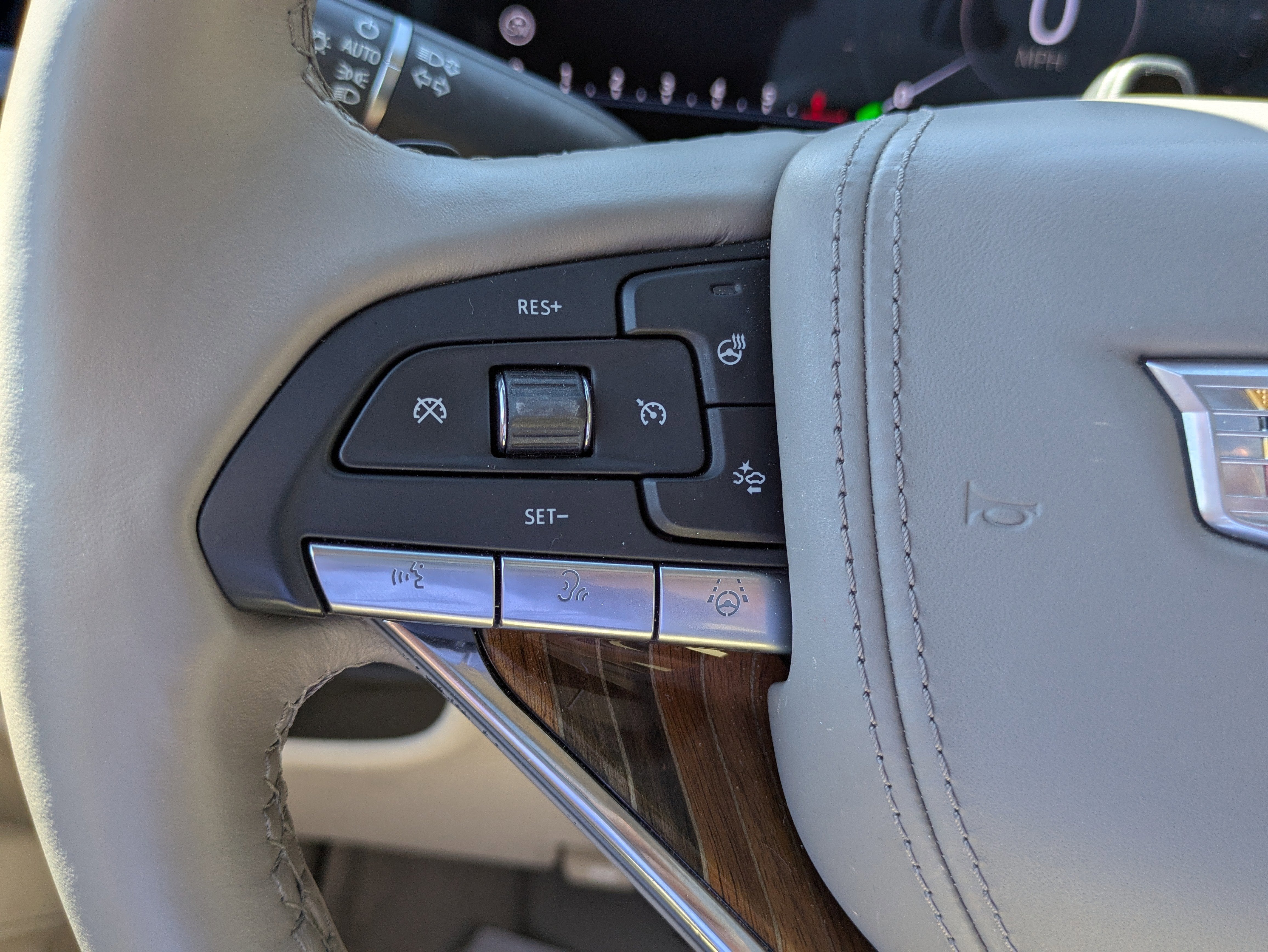 2024 Cadillac Escalade Premium Luxury Platinum