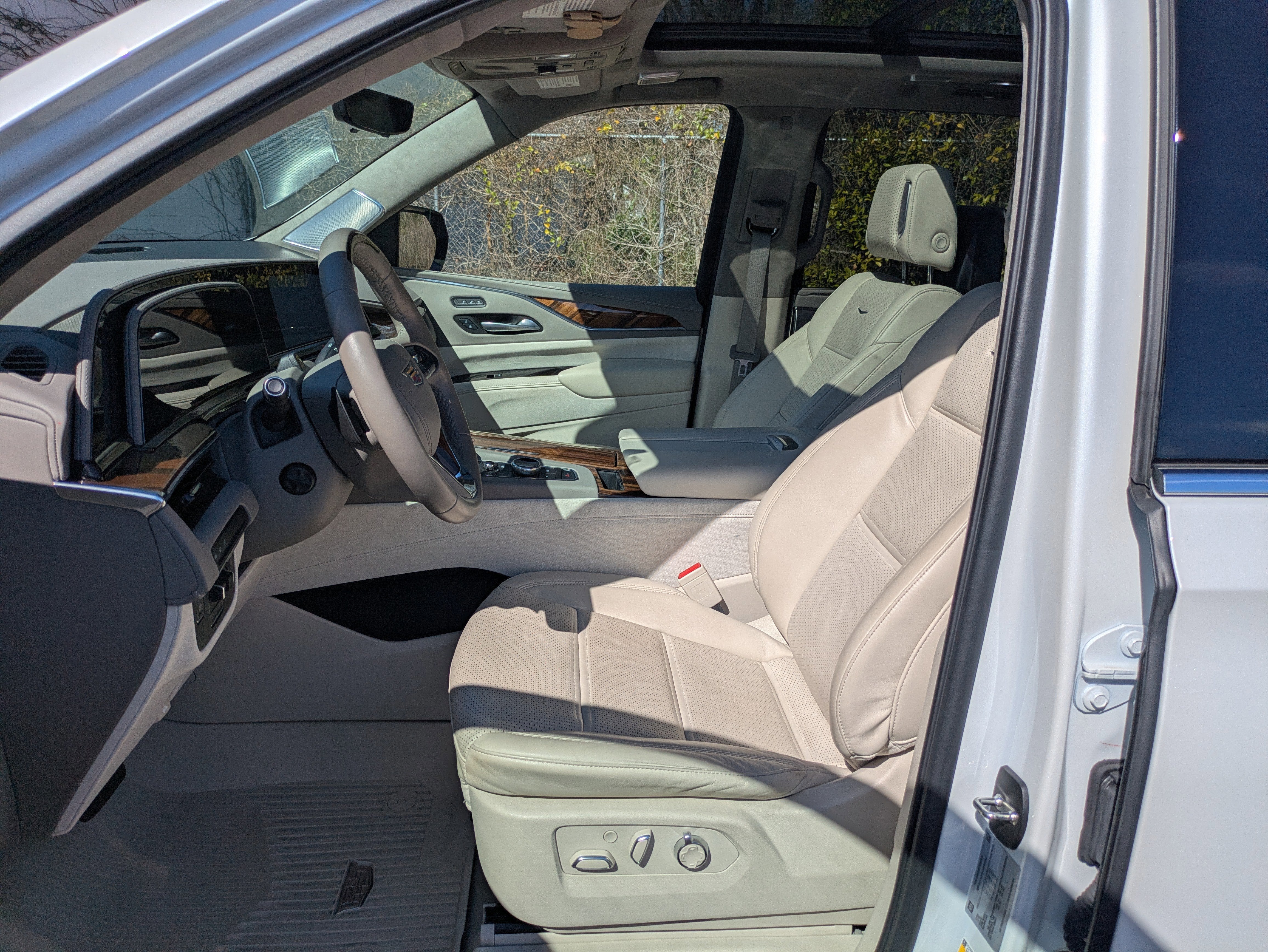 2024 Cadillac Escalade Premium Luxury Platinum