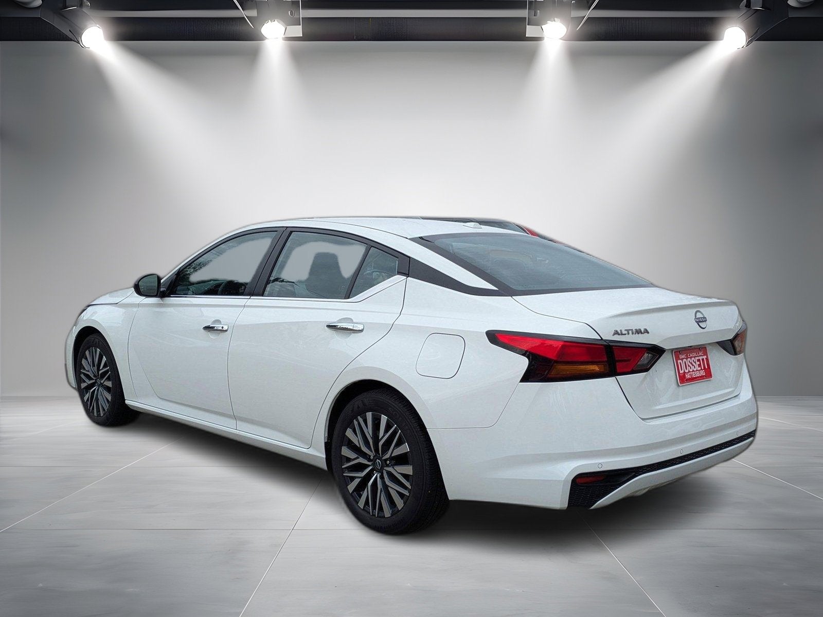 2025 Nissan Altima SV FWD