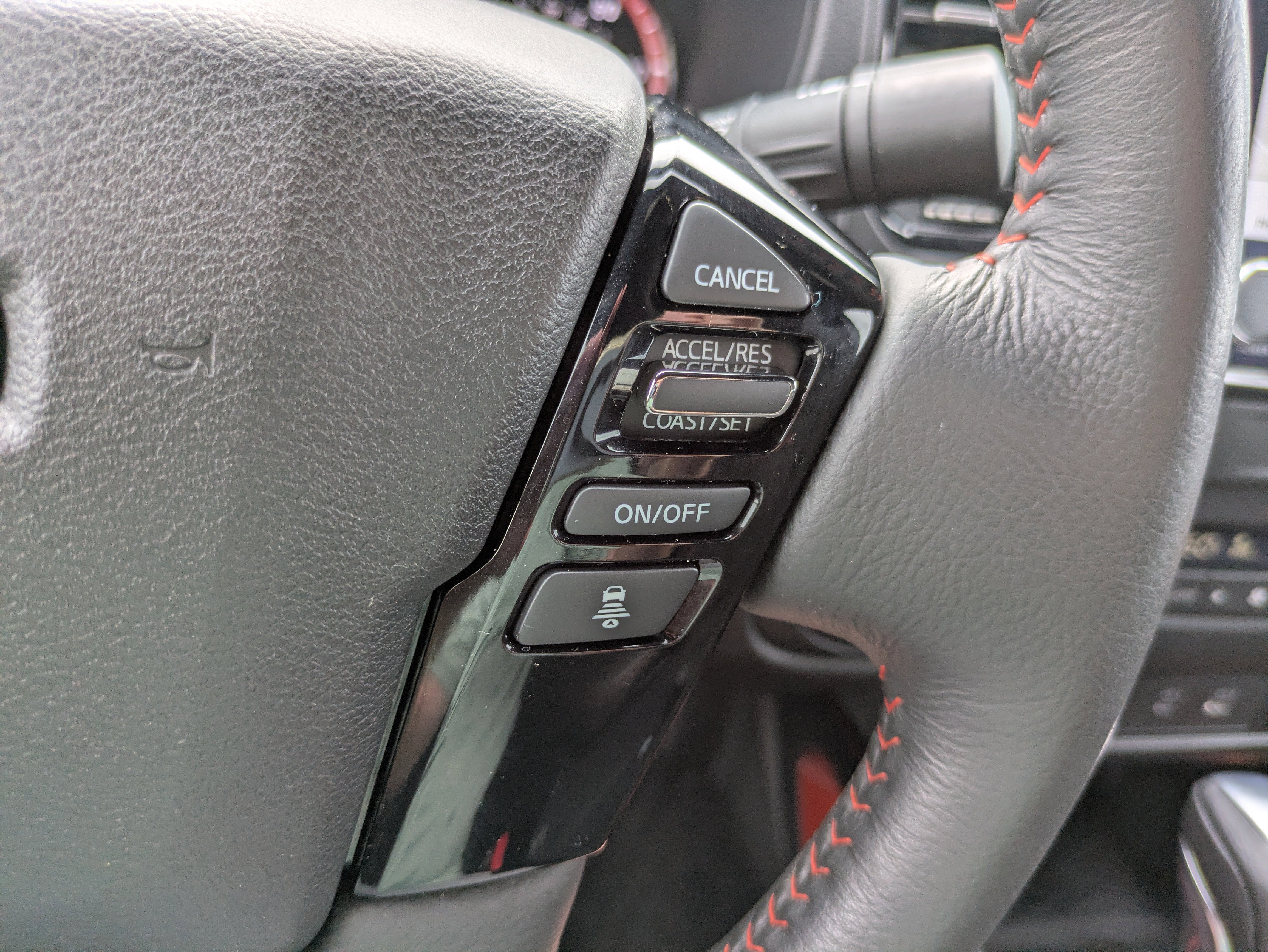 2024 Nissan Frontier Crew Cab PRO-X 4x2