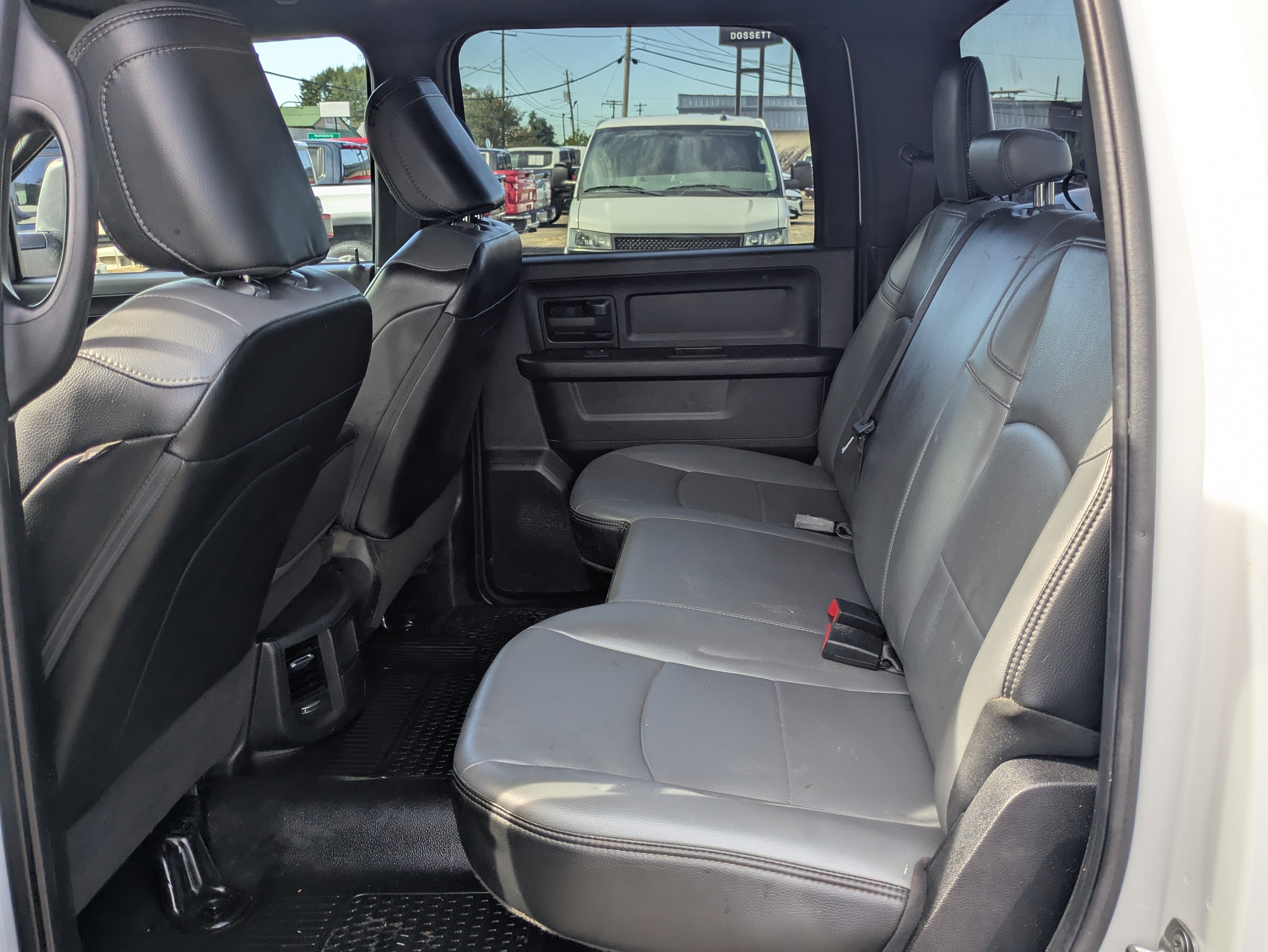 2024 RAM 3500 Tradesman Crew Cab 4x4 8' Box