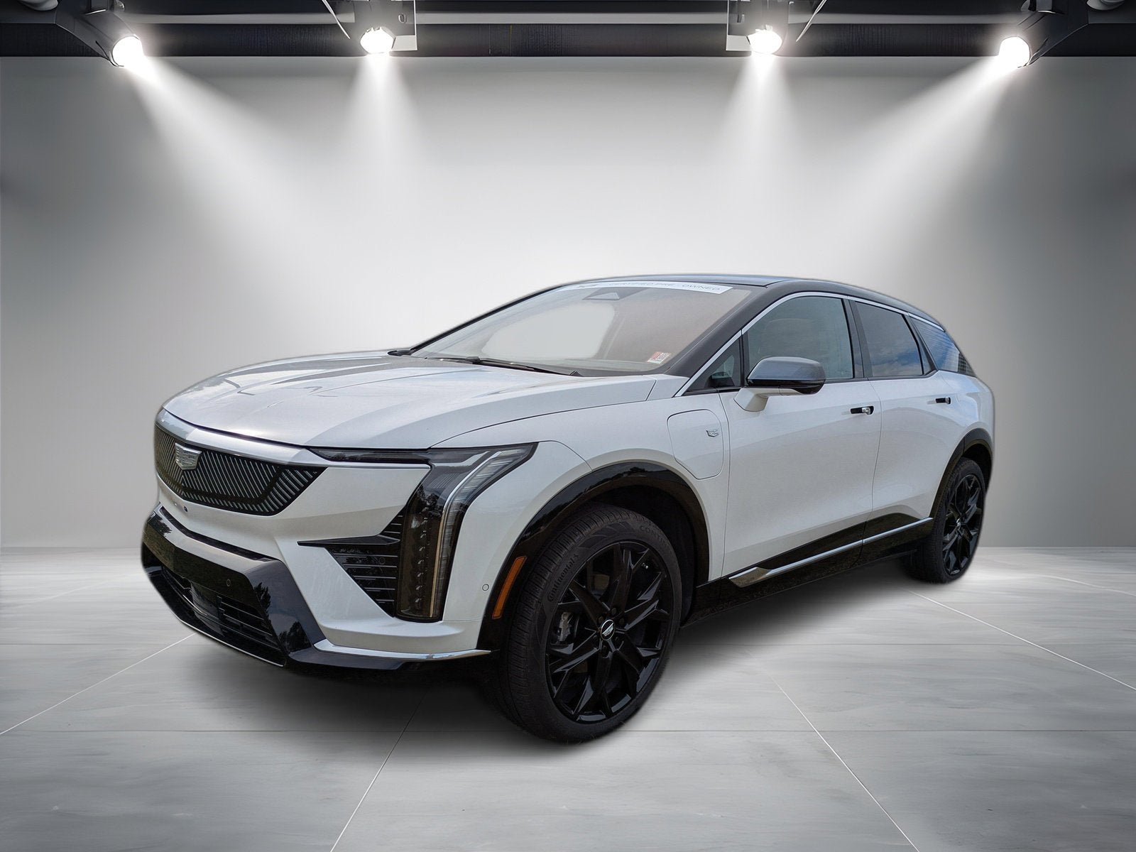 2025 Cadillac OPTIQ Luxury 2