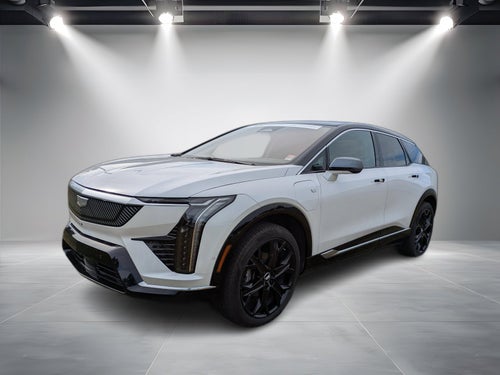 2025 Cadillac OPTIQ Luxury 2