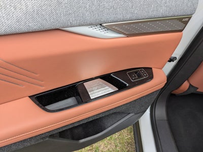 2025 Cadillac OPTIQ Luxury 2