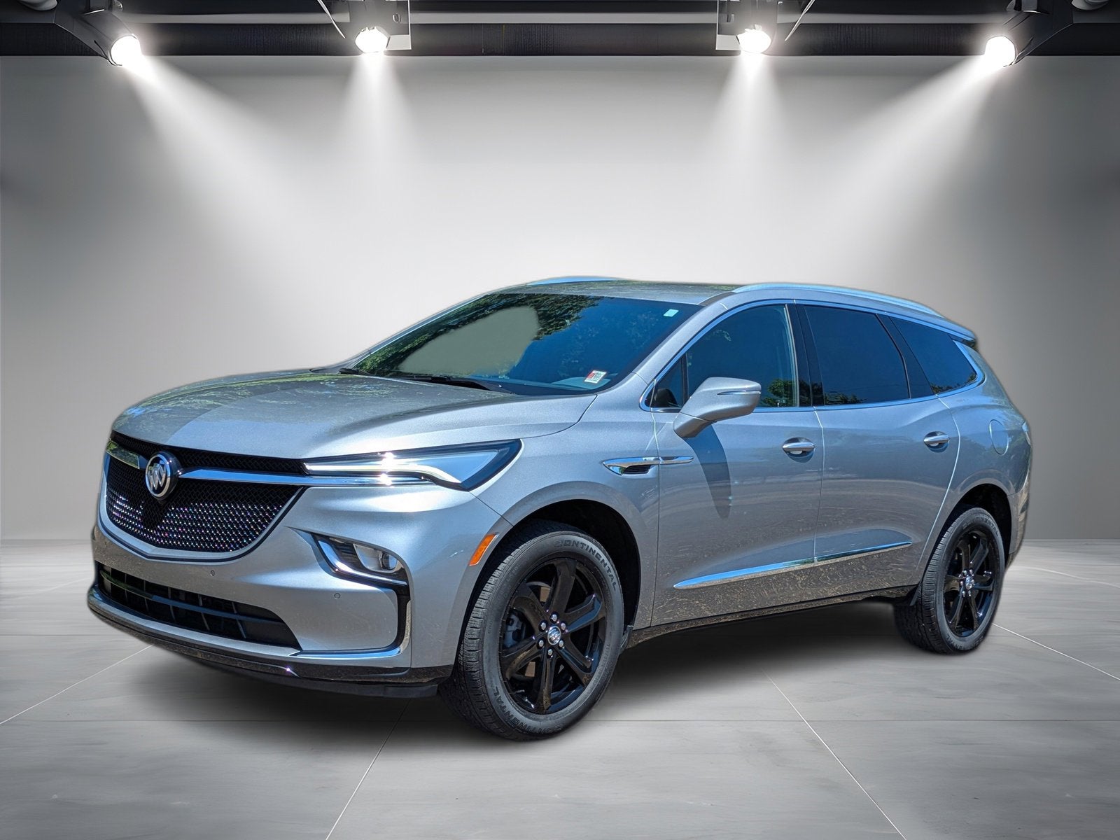 2023 Buick Enclave Essence's photo