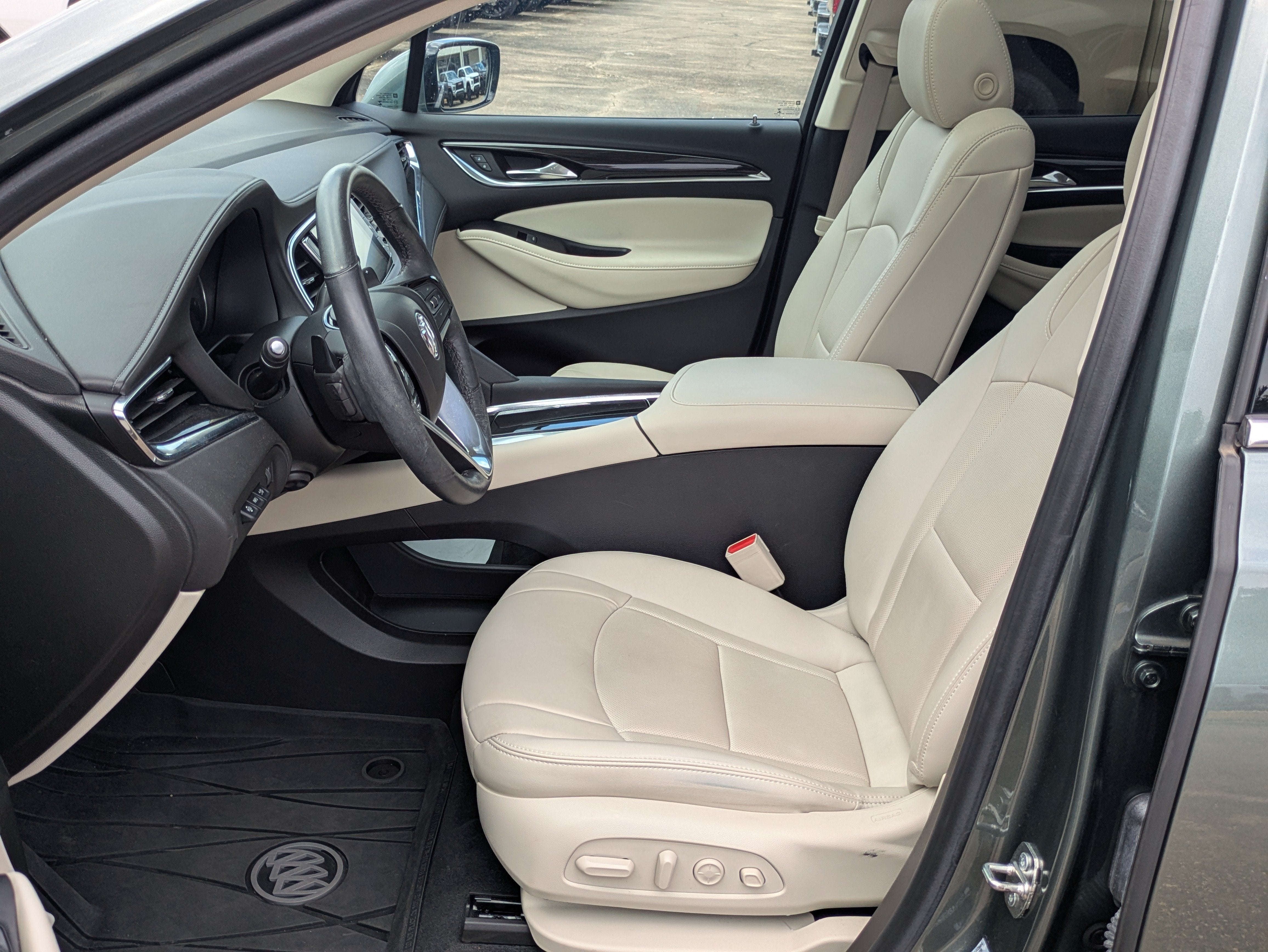 2023 Buick Enclave Premium