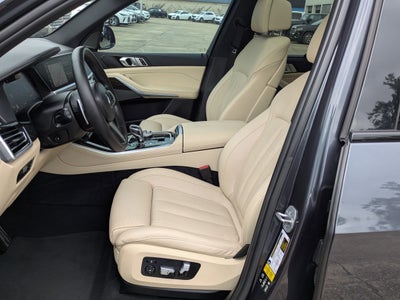 2022 BMW X5 M50i