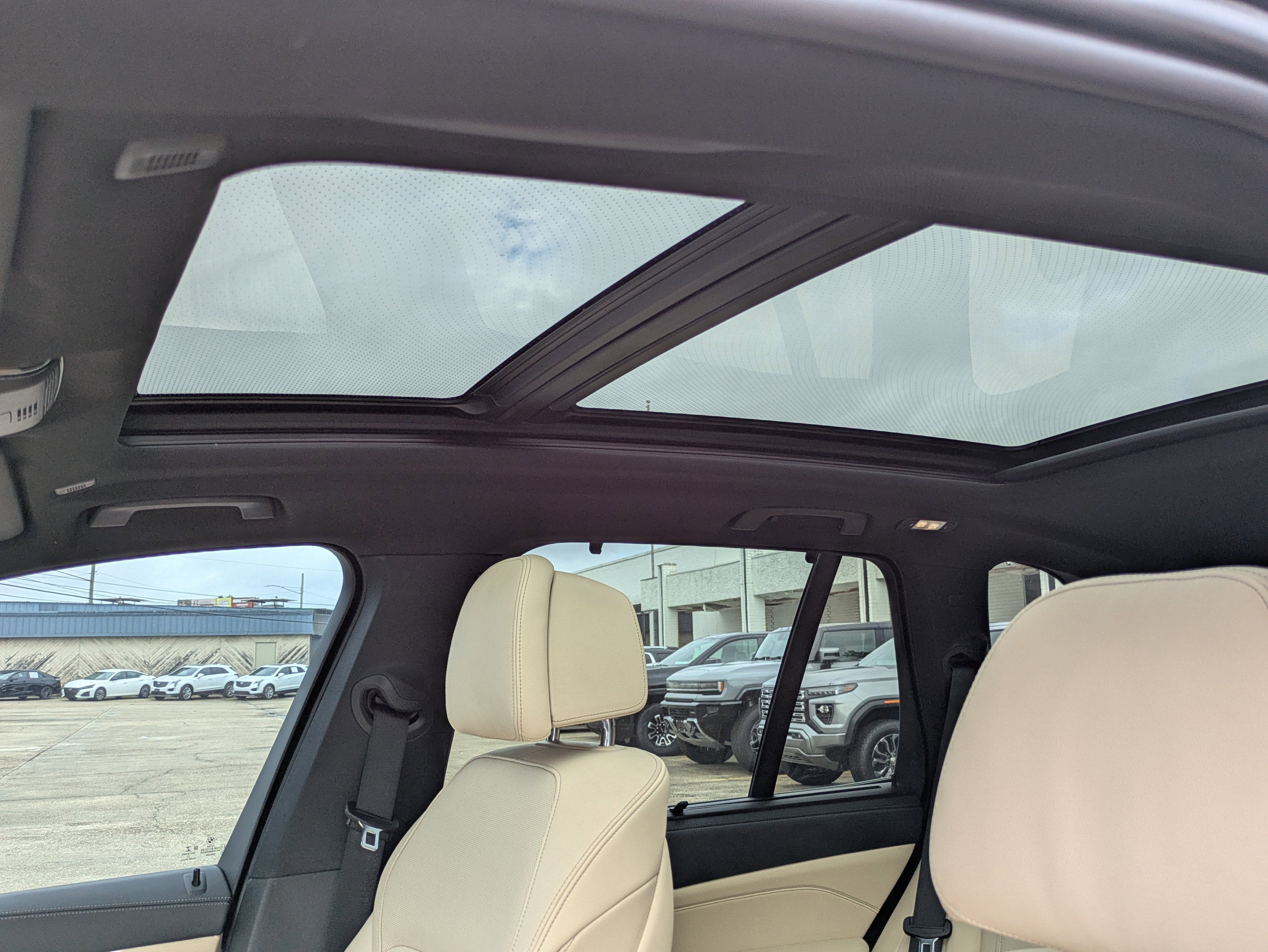 2022 BMW X5 M50i