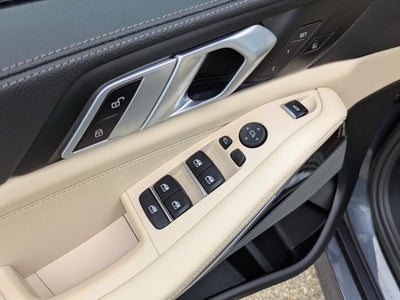2022 BMW X5 M50i