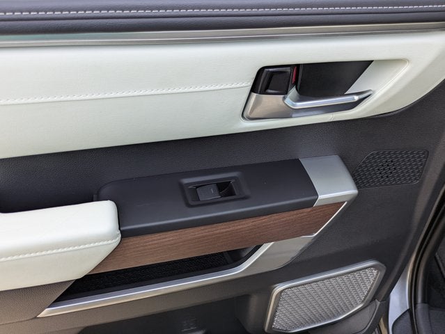 2024 Toyota Sequoia Capstone
