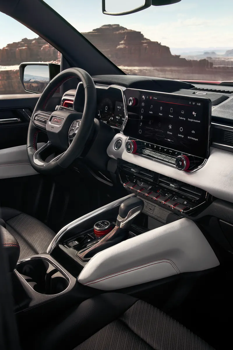 2026 GMC Canyon infotainment system at Dossett GMC Cadillac in HATTIESBURG MS